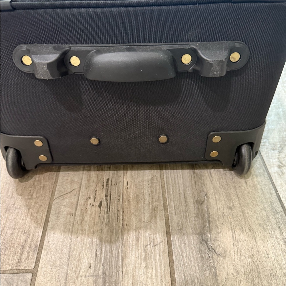 Bebe Black Quilted Travel Bag carry on with Gold Details - Picture 7 of 8
